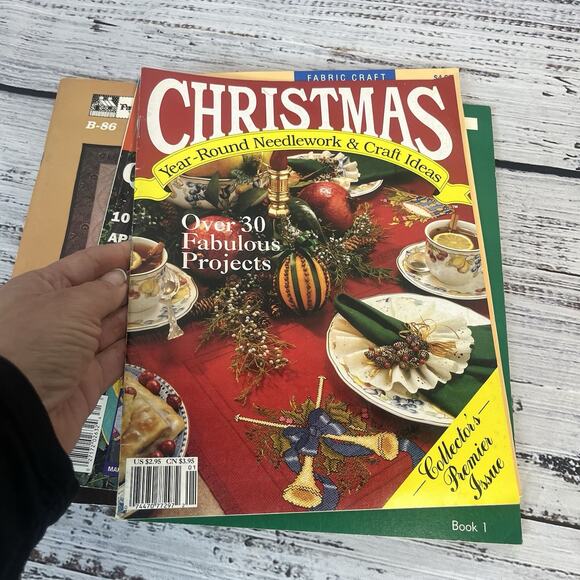 Vintage Set of 12 Craft Quilt Magazines Christmas Cross Stitch Leisure Arts Mugs - Picture 11 of 16